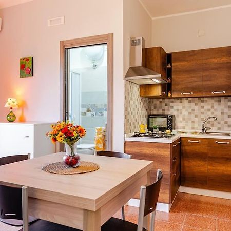 Mare A 200 Mt - Casa Cuore Casello Martucci Εξωτερικό φωτογραφία